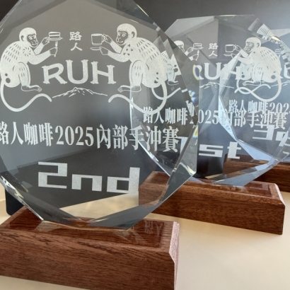 路人咖啡水晶獎牌訂做 _5_.jpg